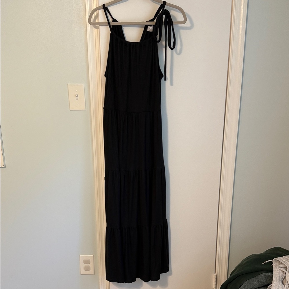 Chic Black Maxi Dress